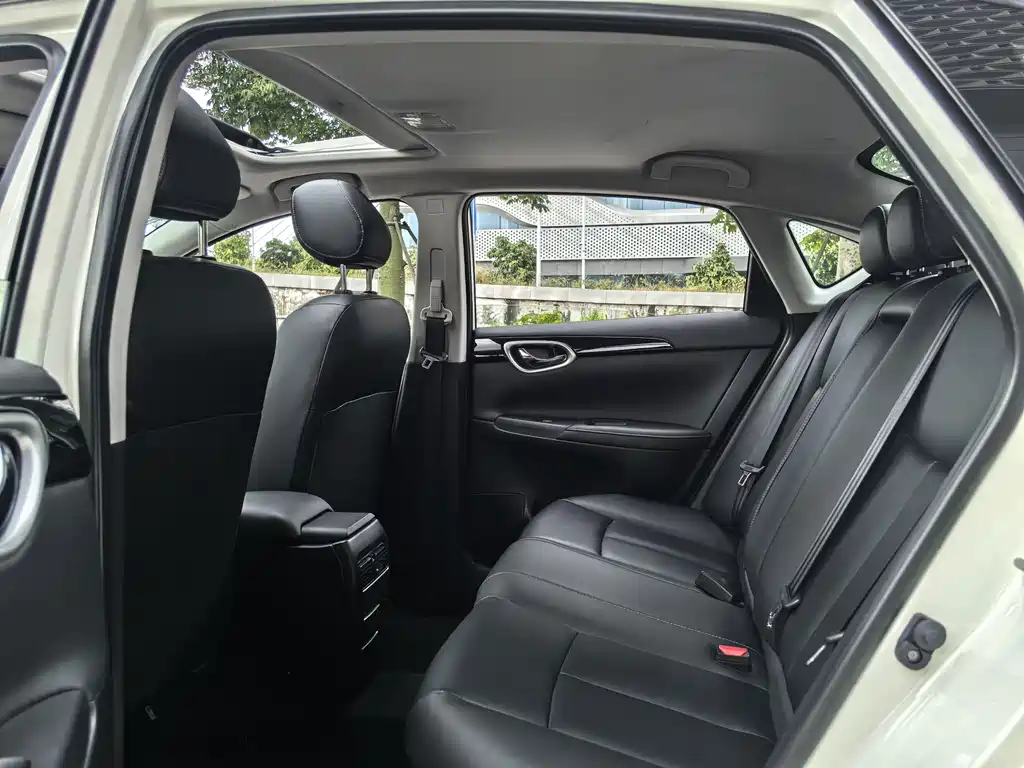 Nissan Sylphy — миниатюра 7