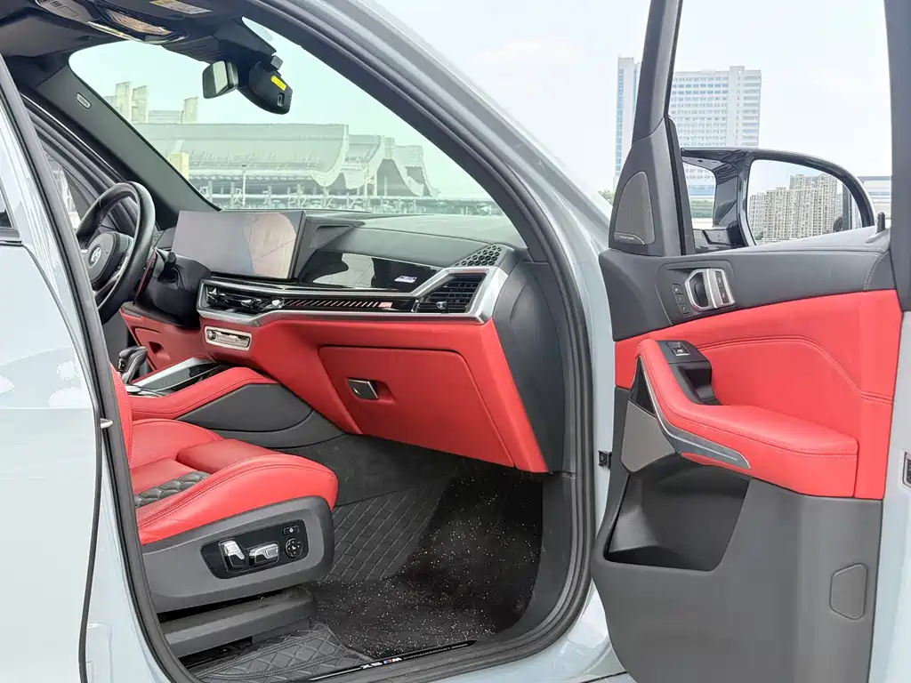 BMW X5 M — миниатюра 6