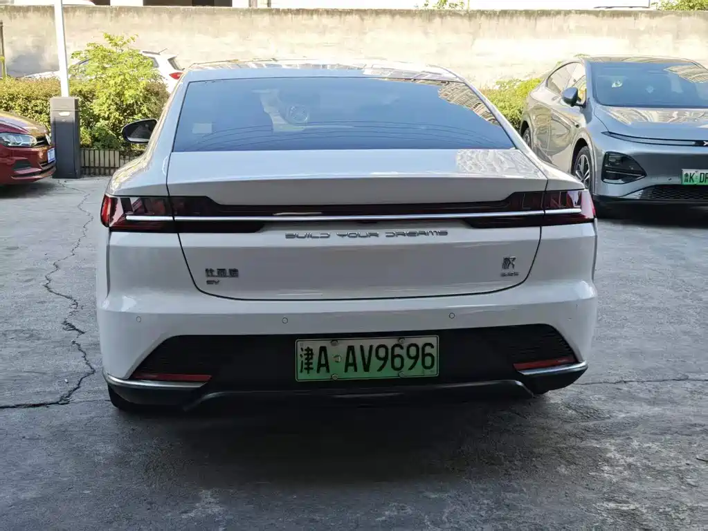 BYD Han — миниатюра 3