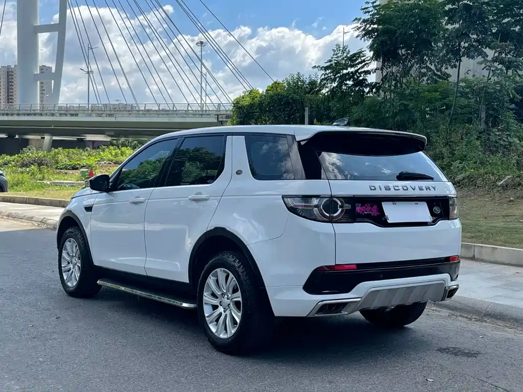 Land Rover Discovery Sport — миниатюра 6