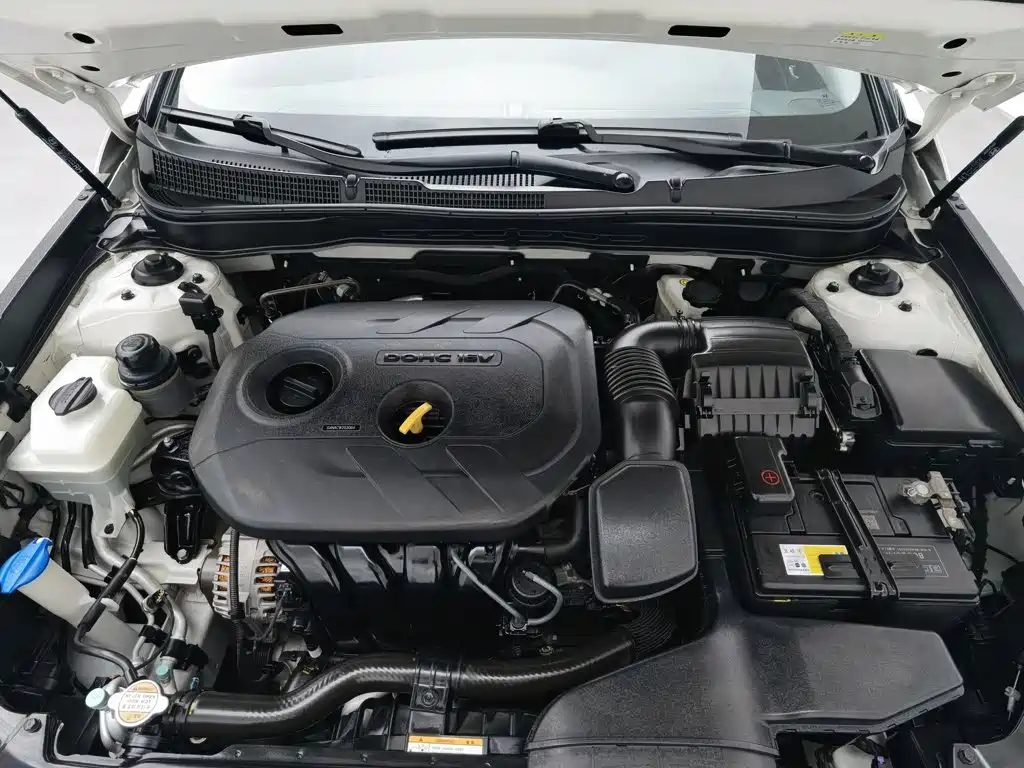 Hyundai Sonata — миниатюра 6