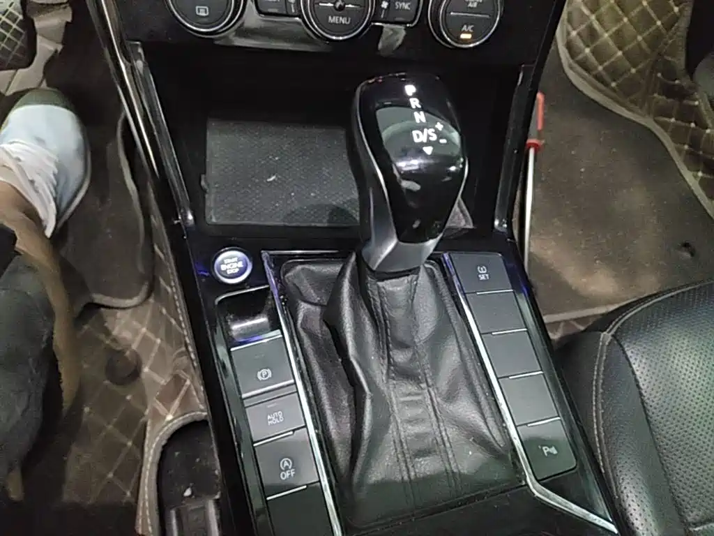 Volkswagen Passat — миниатюра 14