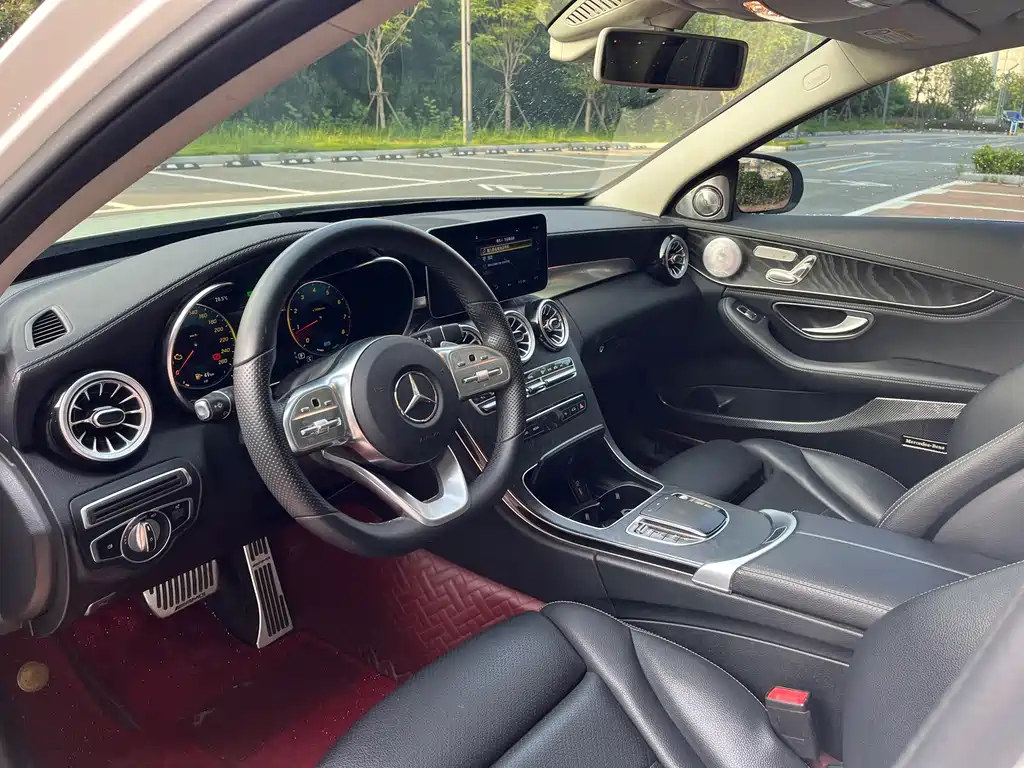 Mercedes-Benz C-Class — миниатюра 4