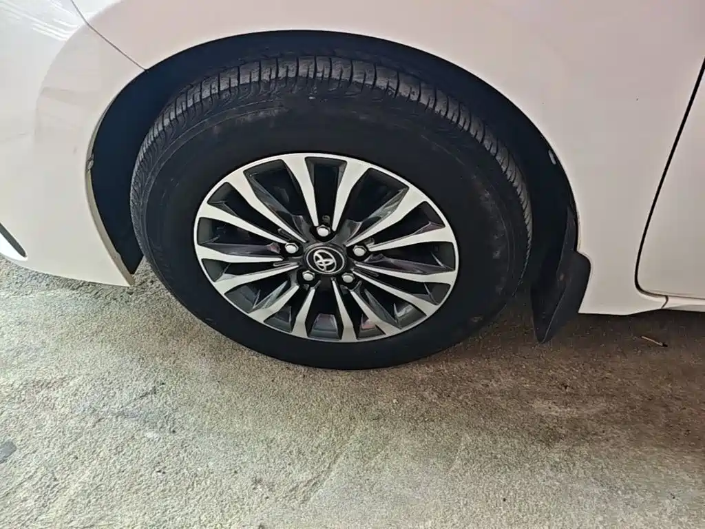 Toyota Corolla — миниатюра 23