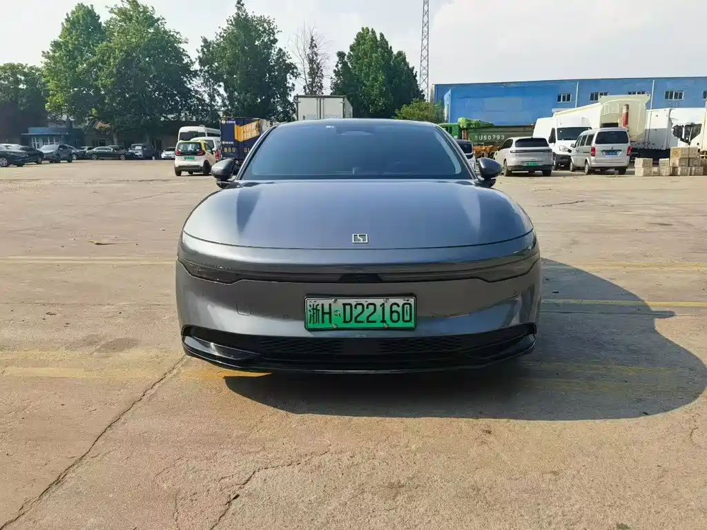 Zeekr 007 2024 75kWh