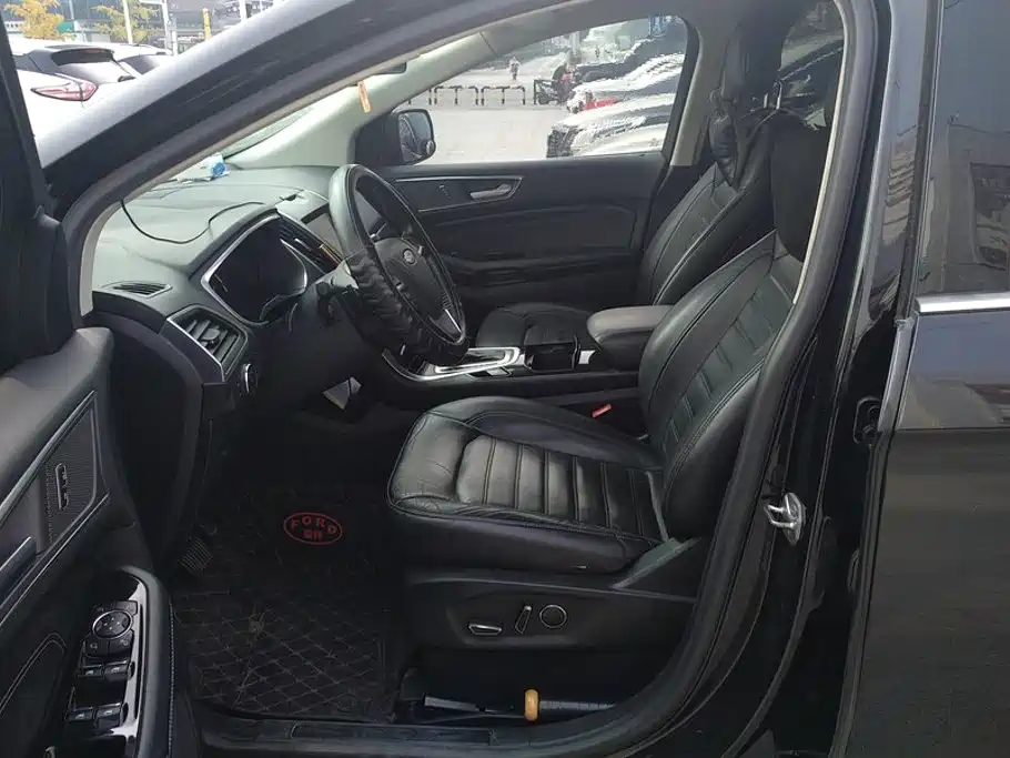 Ford Edge — миниатюра 9