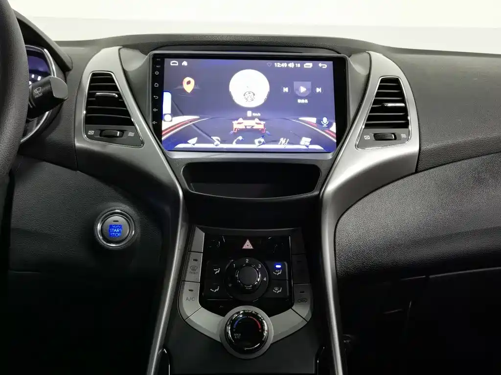 Hyundai Elantra Langdong — миниатюра 12