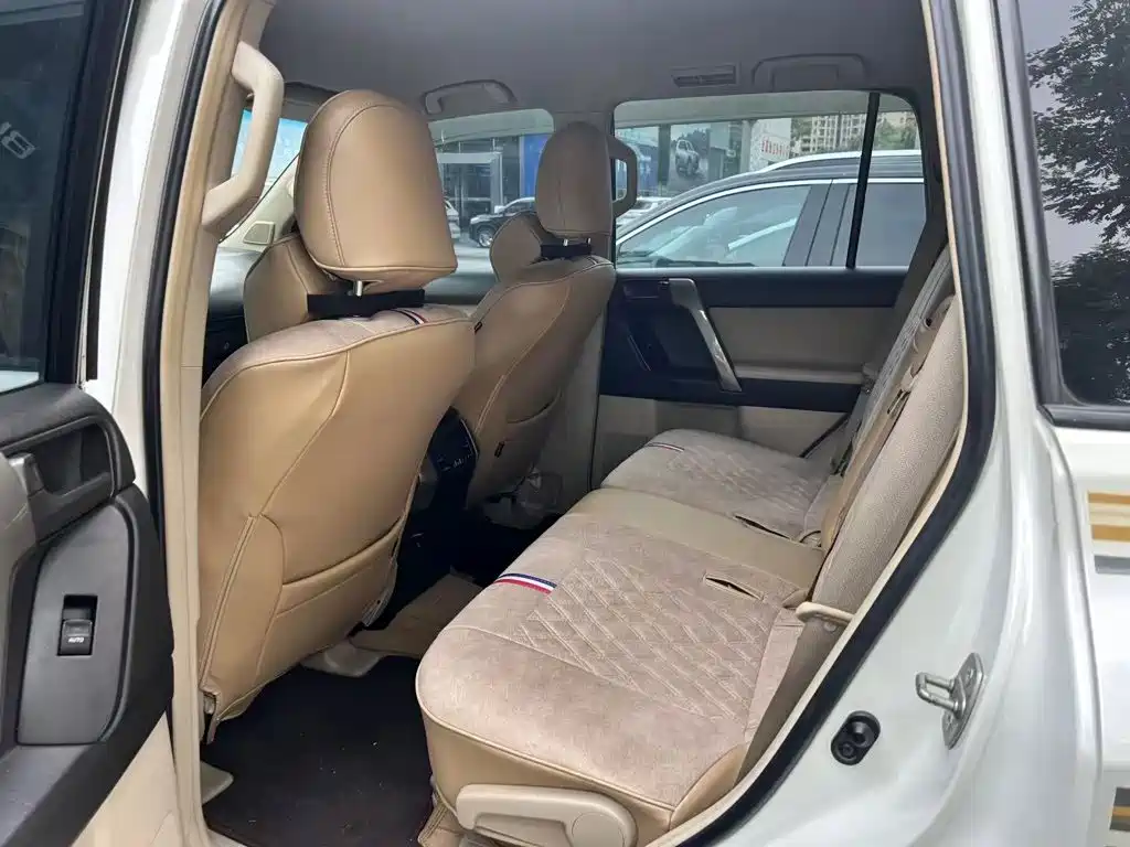 Toyota Prado (Import) — миниатюра 5
