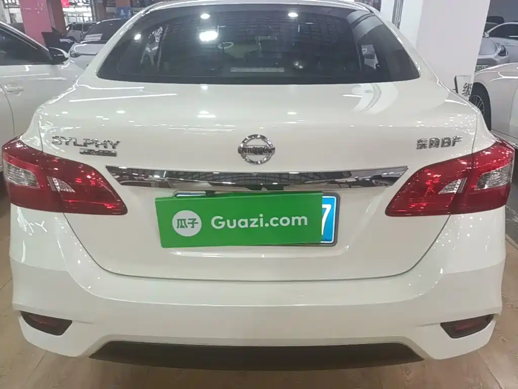 Nissan Sylphy — миниатюра 6