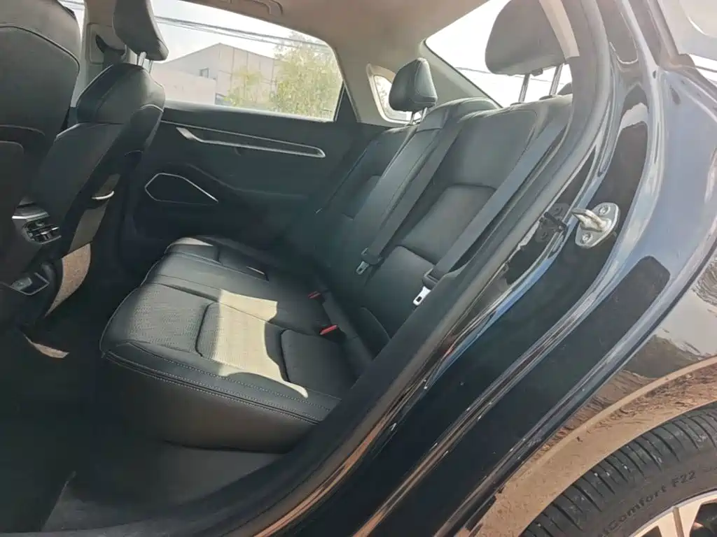 Geely Emgrand — миниатюра 17