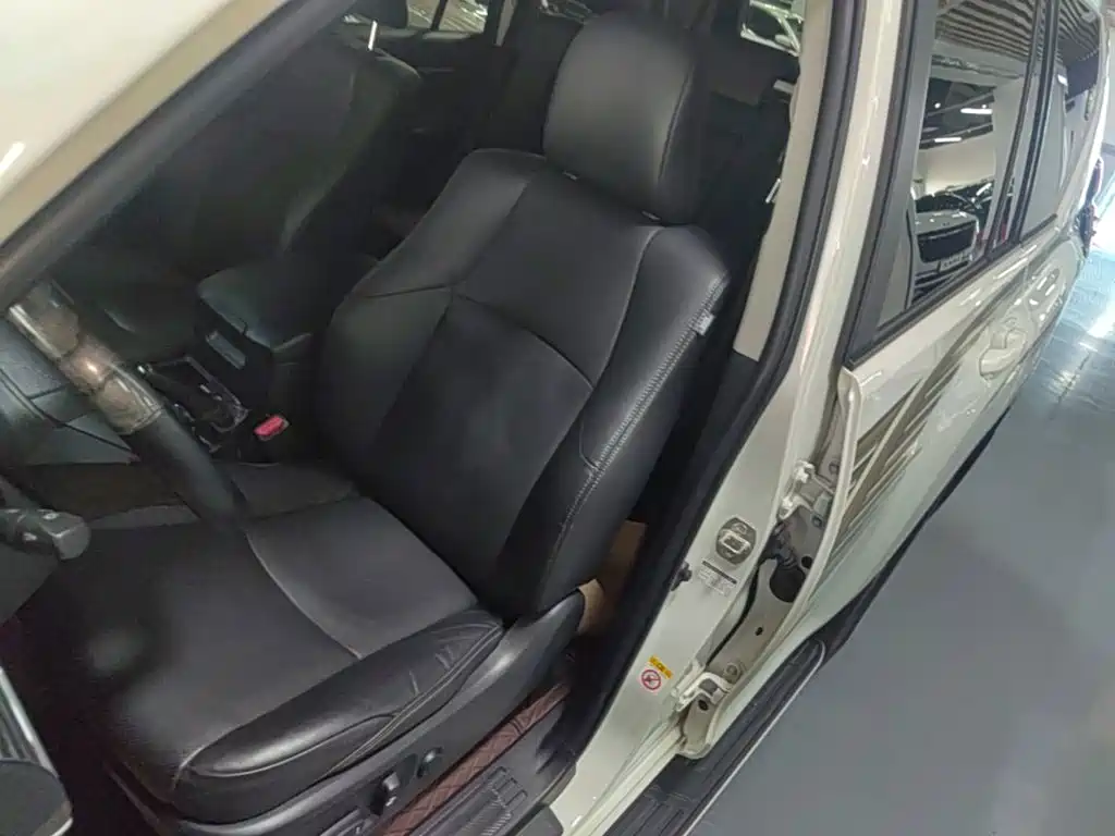 Toyota Prado — миниатюра 15