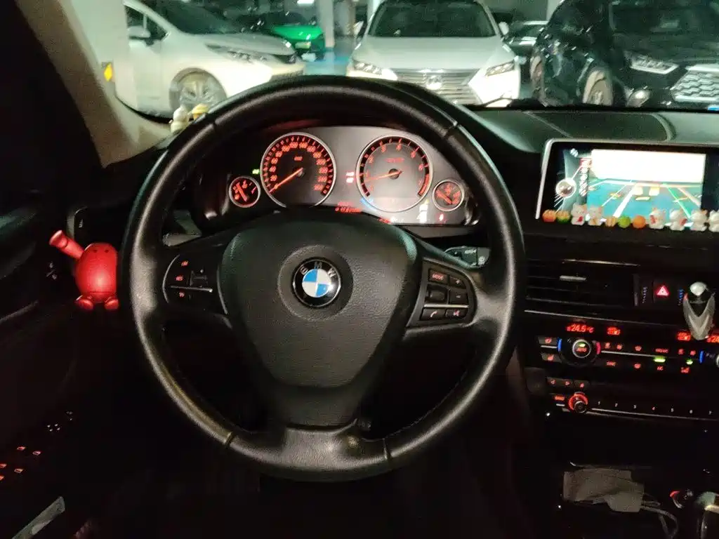 BMW X5 (Import) — миниатюра 3