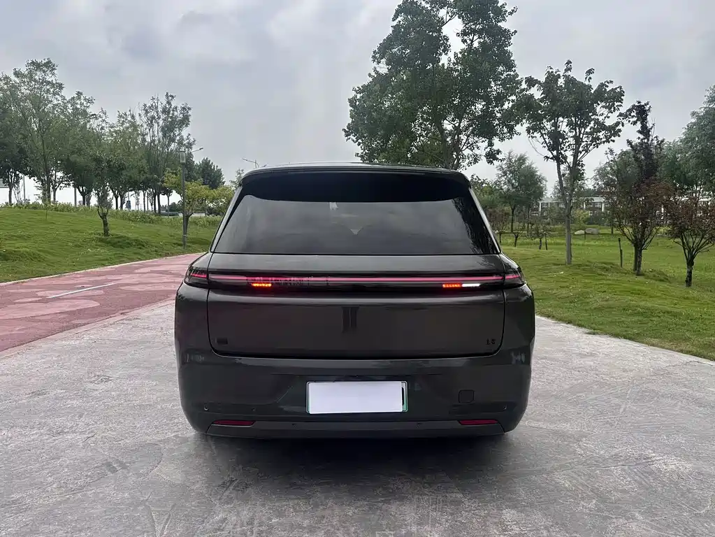 Li Auto Li L8 — миниатюра 8