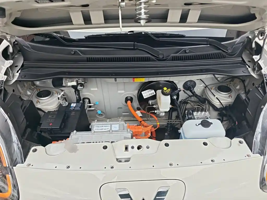 Wuling MINIEV — миниатюра 20