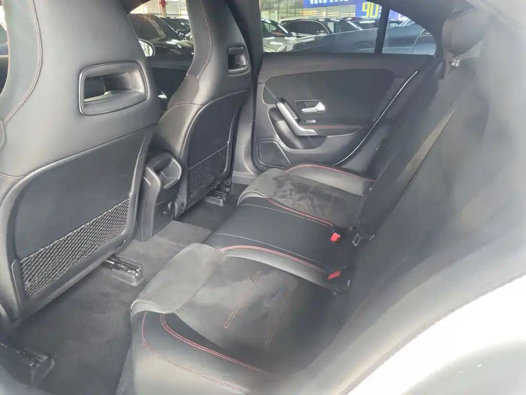 Mercedes-Benz GLA — миниатюра 6