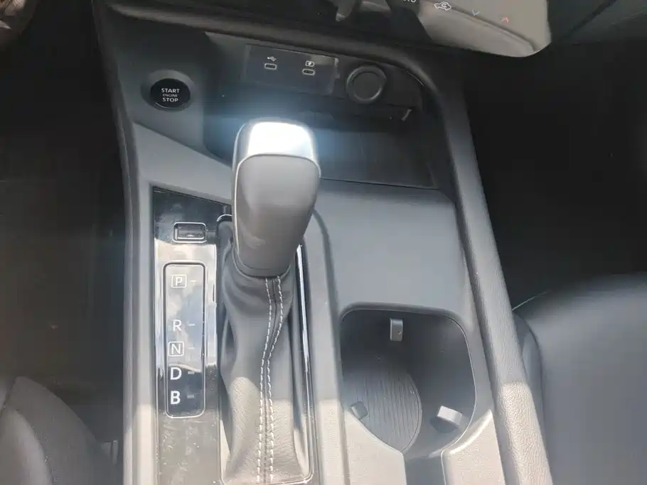 Nissan Sylphy — миниатюра 16