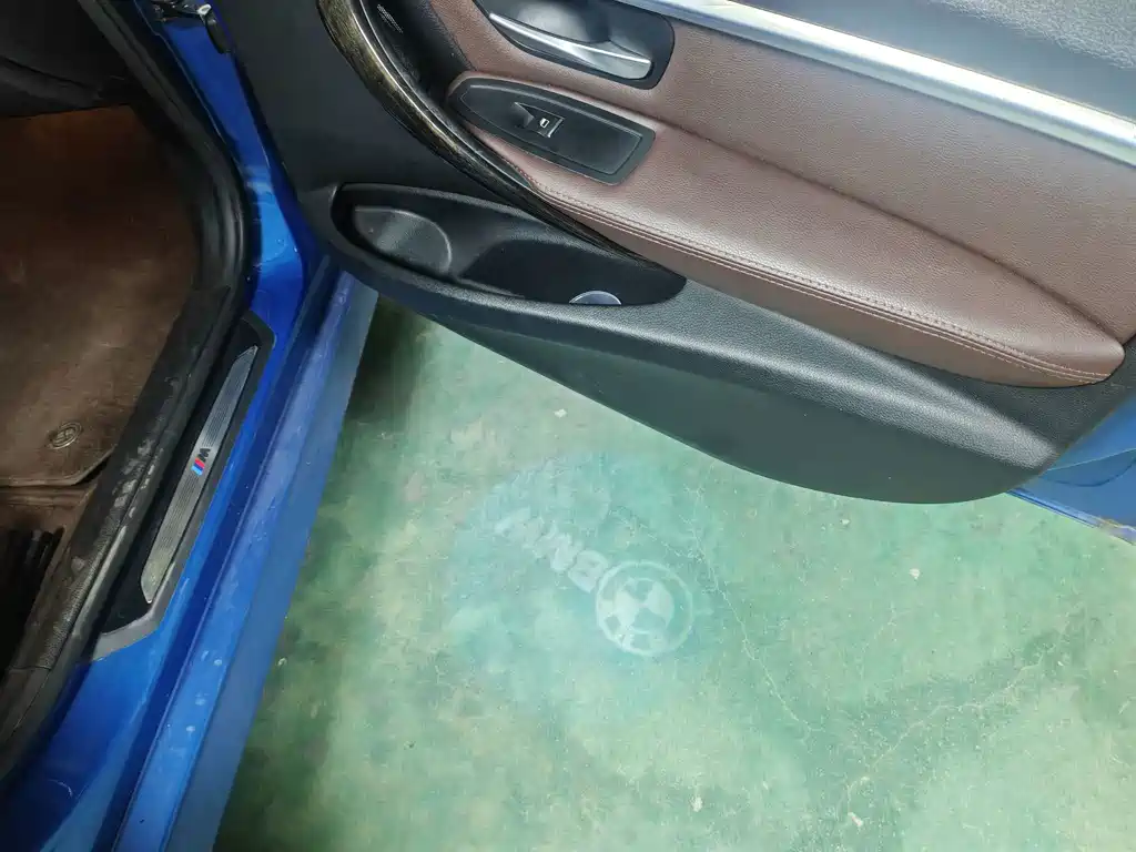 BMW 3 Series — миниатюра 6