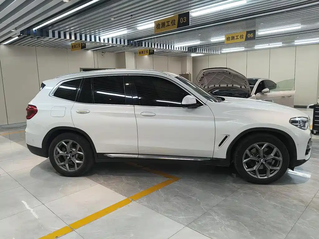BMW X3 — миниатюра 5