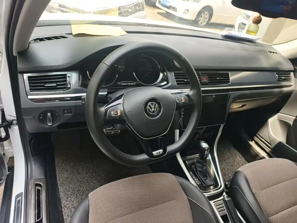 Volkswagen C-Trek — миниатюра 10