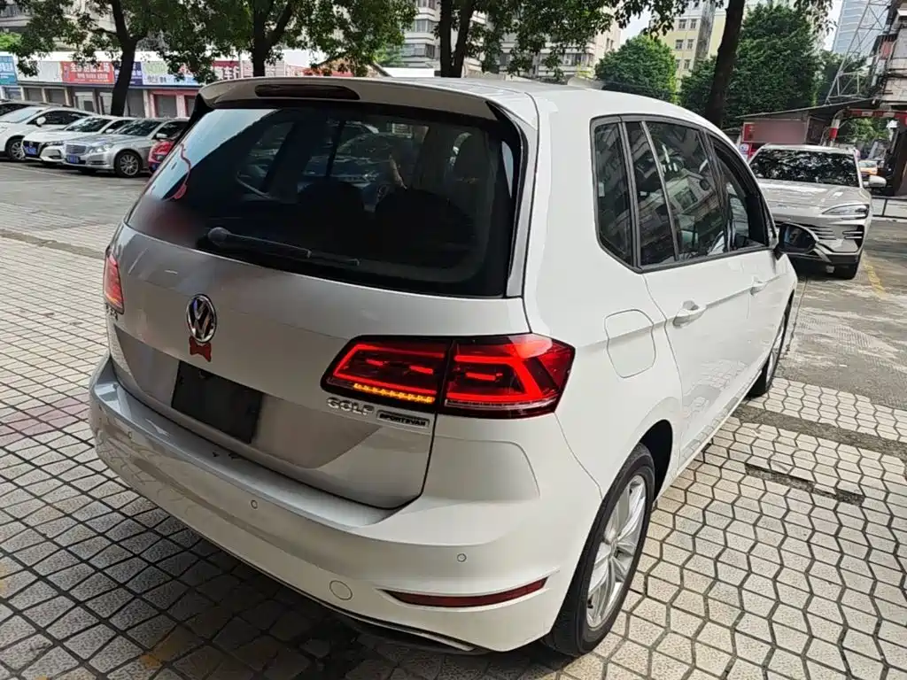 Volkswagen Golf Sportsvan — миниатюра 7