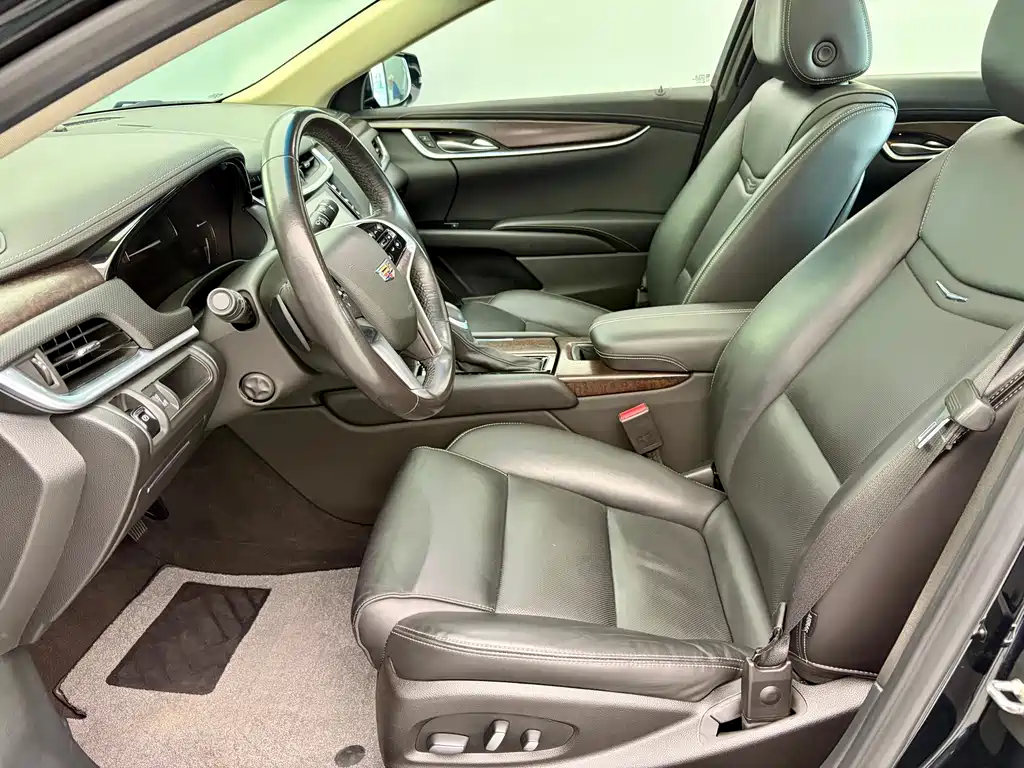 Cadillac XTS — миниатюра 13
