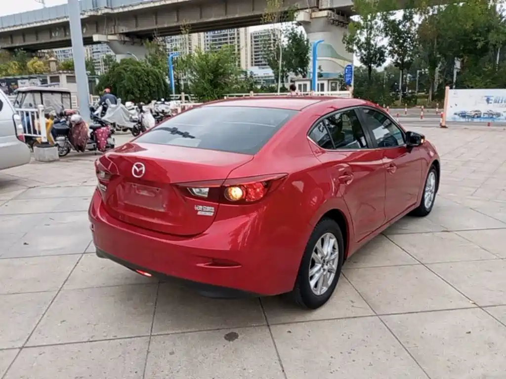 Mazda 3 Axela — миниатюра 7