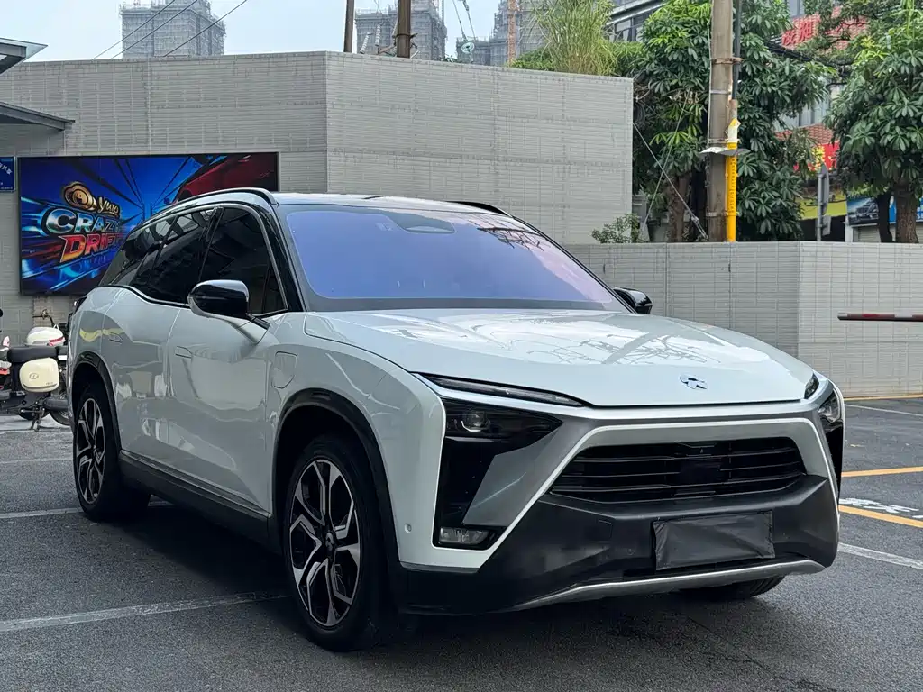 NIO ES8 — миниатюра 4