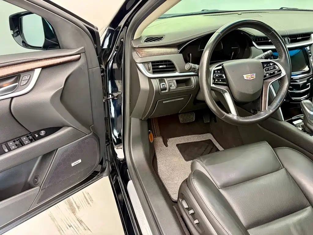 Cadillac XTS — миниатюра 10