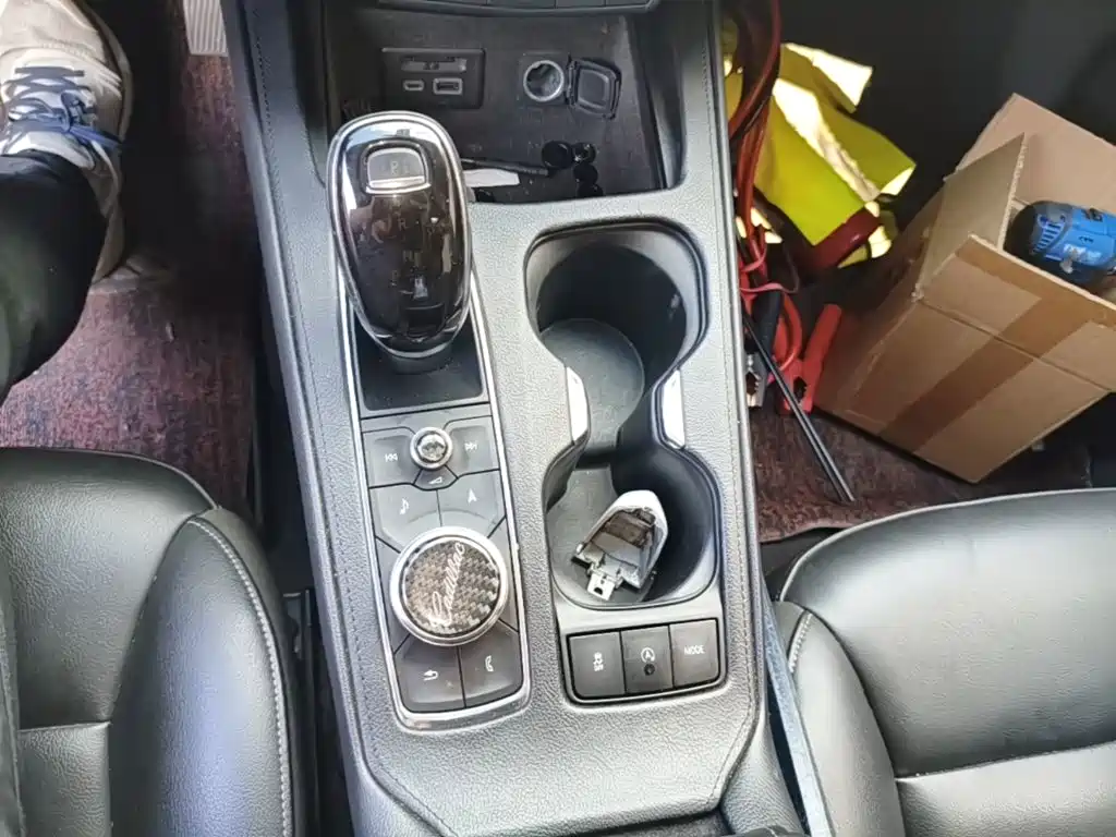 Cadillac XT4 — миниатюра 14