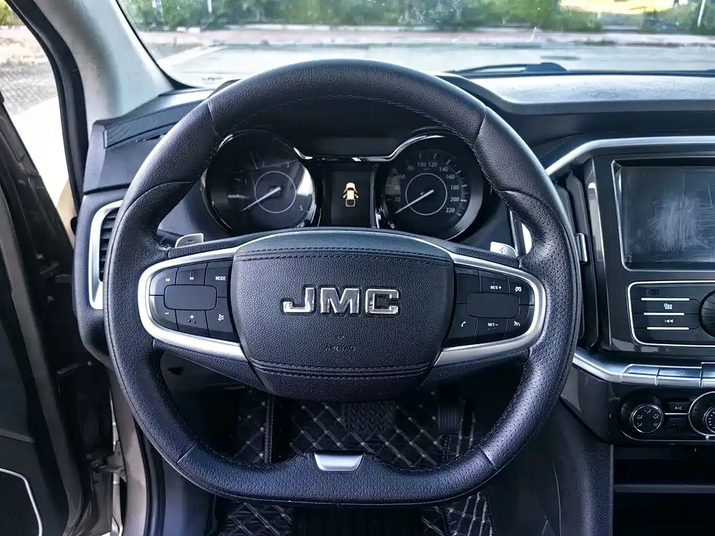 JMC Yuhu 7 — миниатюра 13