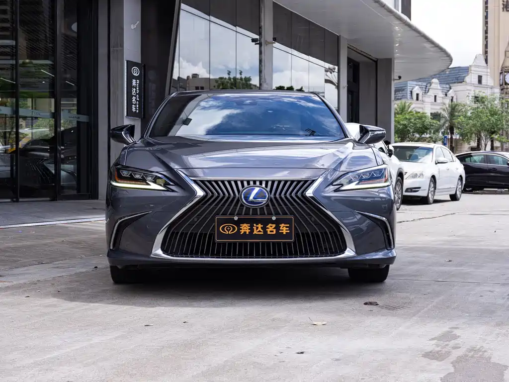 Lexus ES — миниатюра 2
