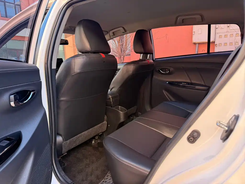 TOYOTA YARIS L ZHIXUAN