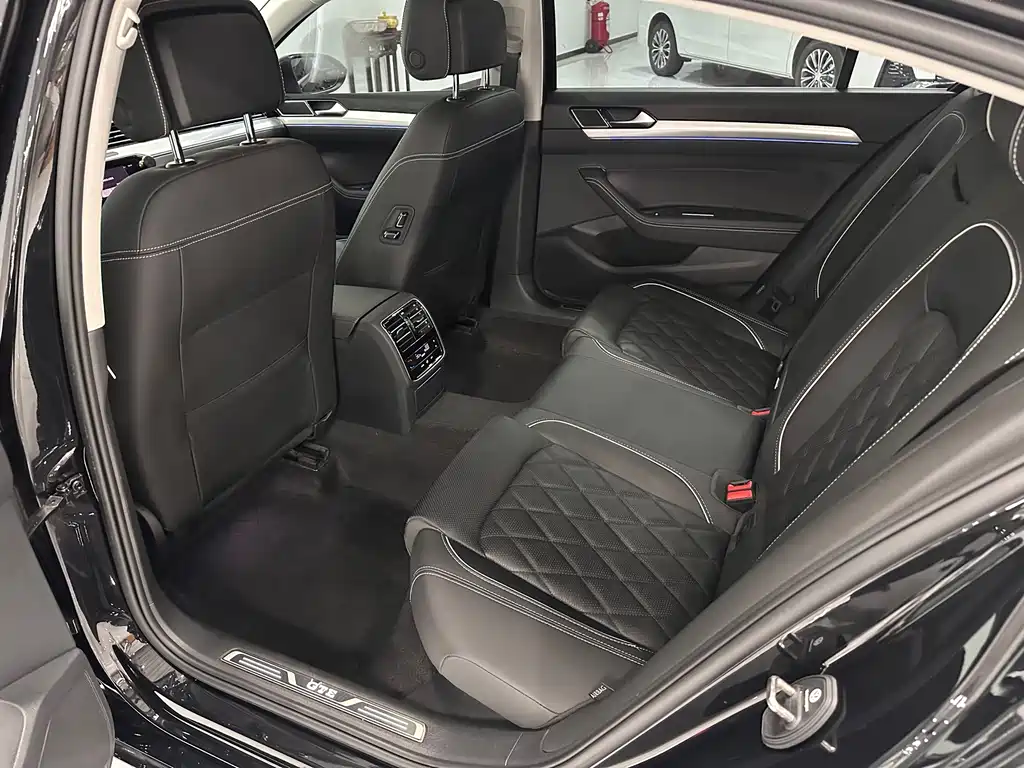 Volkswagen Magotan PHEV GTE Luxury Type, фото 6