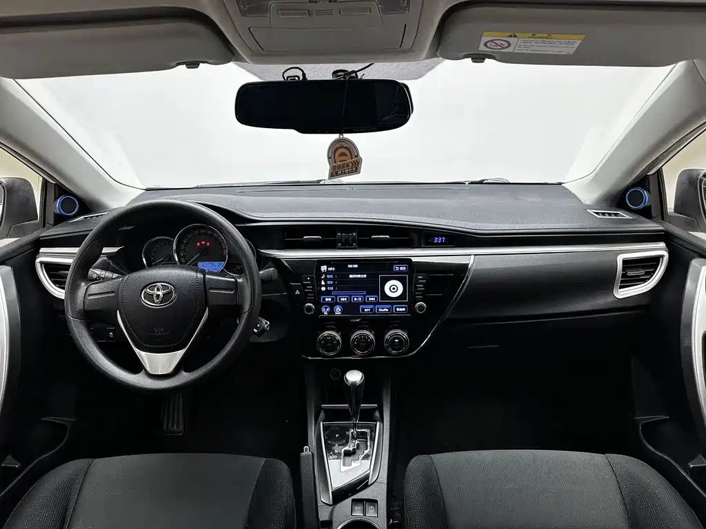 Toyota Corolla — миниатюра 13