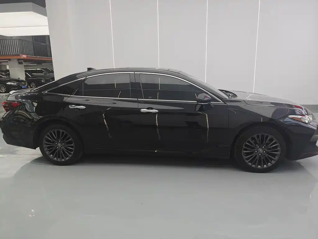 Toyota Avalon — миниатюра 4