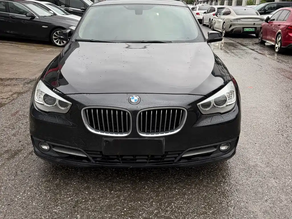 BMW 5 Series GT — миниатюра 2