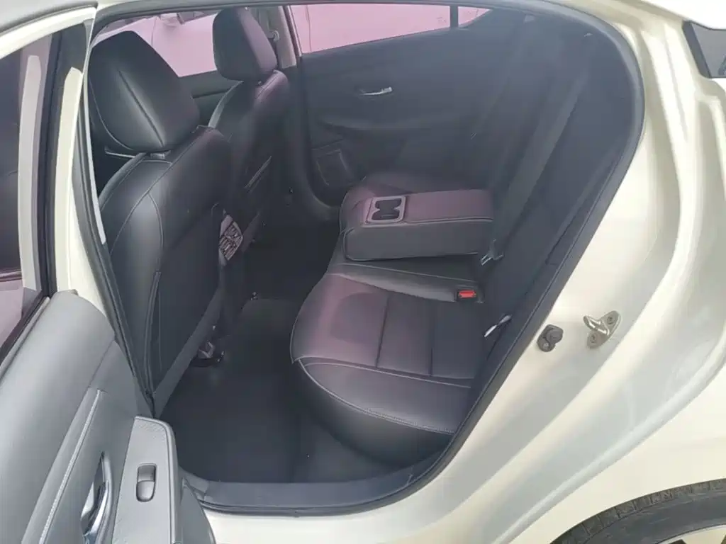 Nissan Sylphy — миниатюра 17