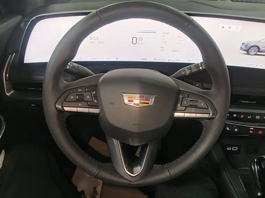 Cadillac XT4 — миниатюра 11