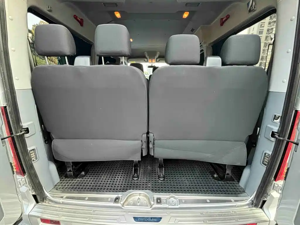 MAXUS V80 — миниатюра 19
