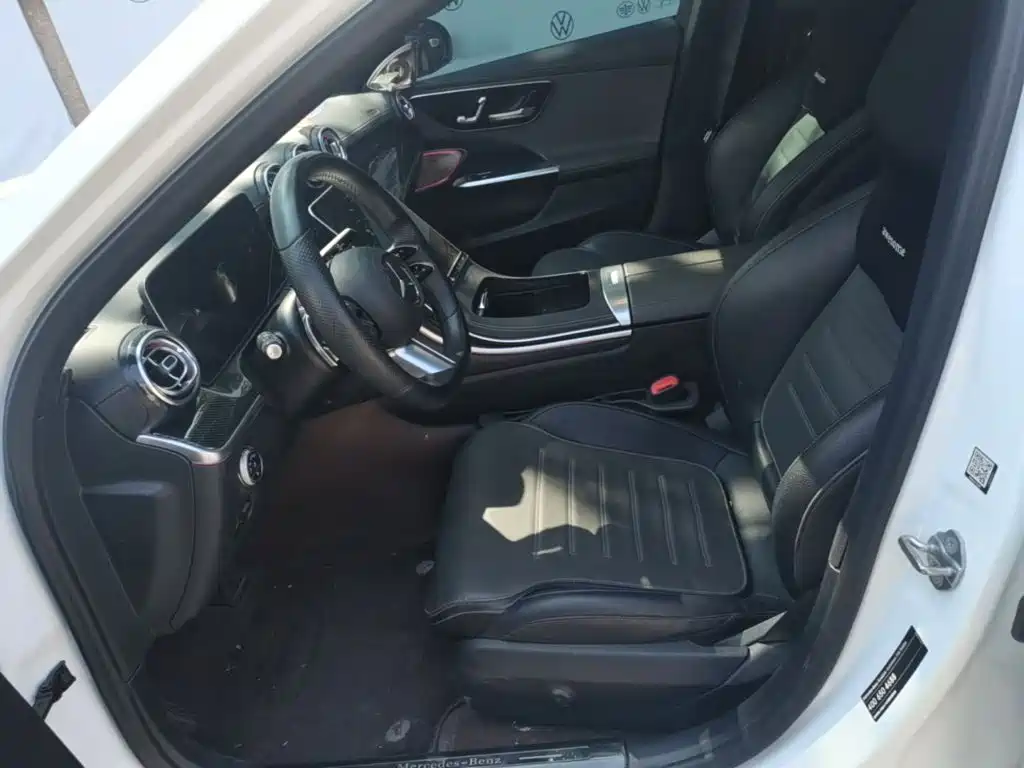 Mercedes-Benz C-Class — миниатюра 15
