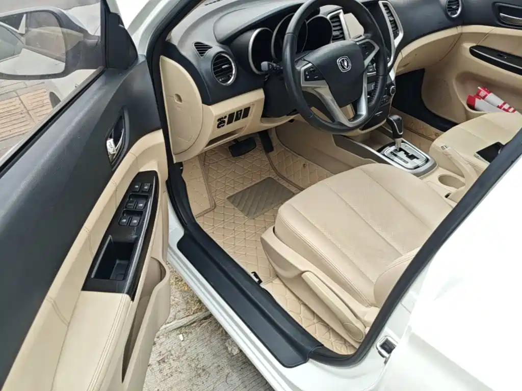 Changan Eado — миниатюра 16