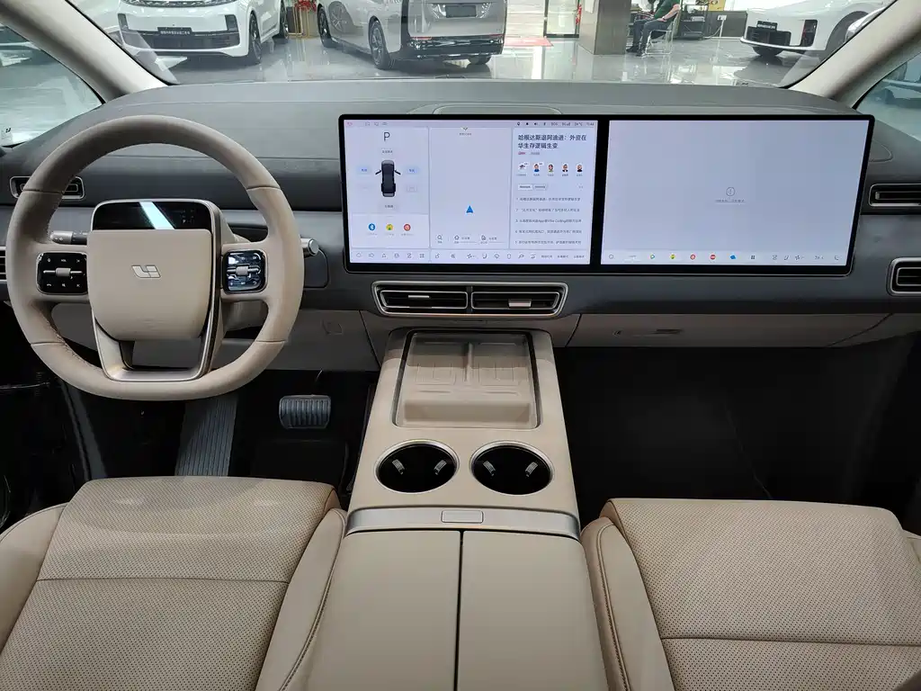 Li Auto MEGA 2025 Ultra