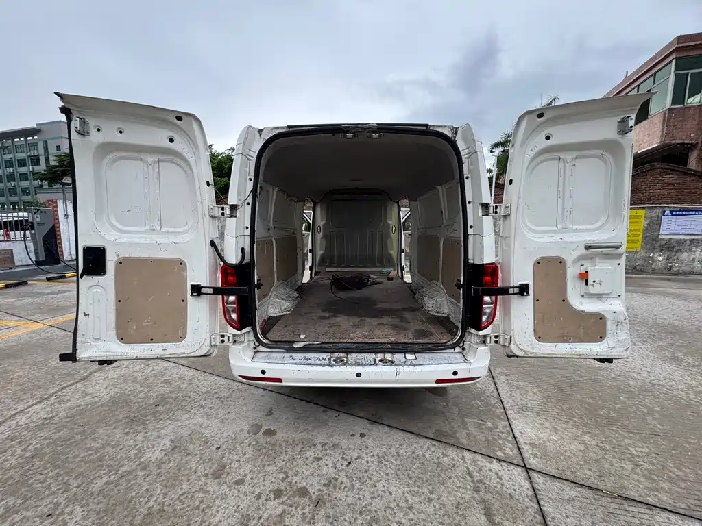 Kuayue Kuayue Star V7 EV — миниатюра 13