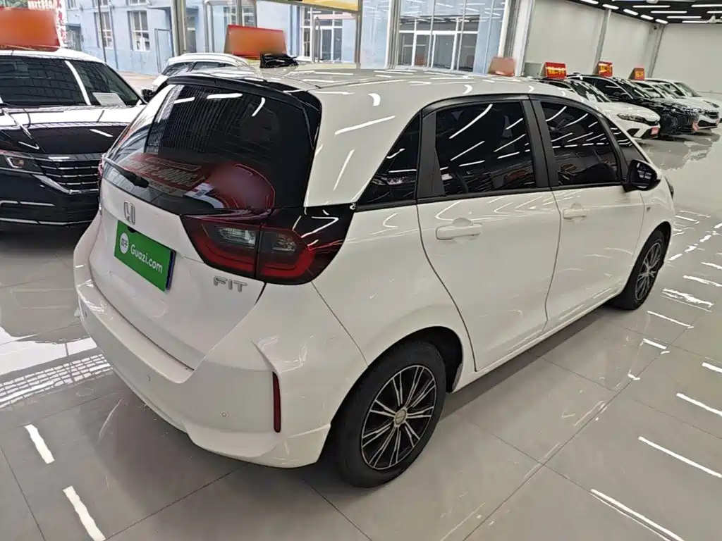 Honda Fit — миниатюра 7