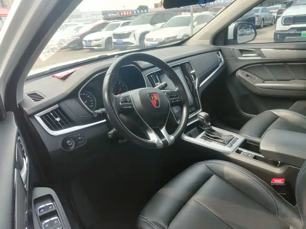 Roewe RX5 — миниатюра 4