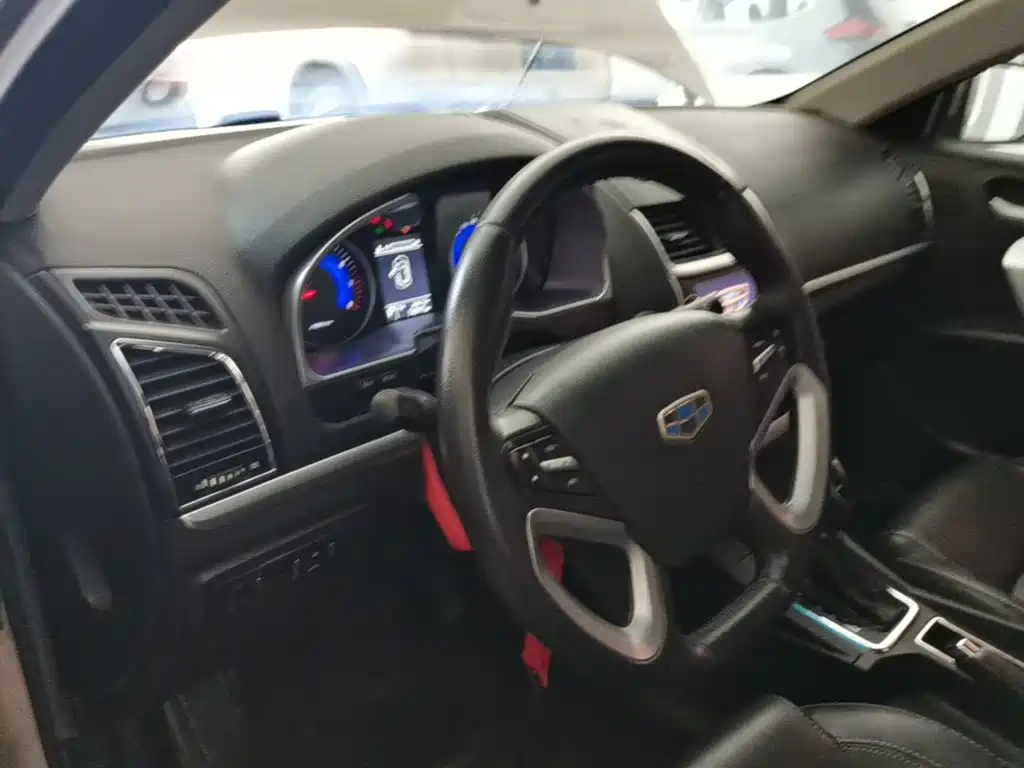 Geely Emgrand — миниатюра 10