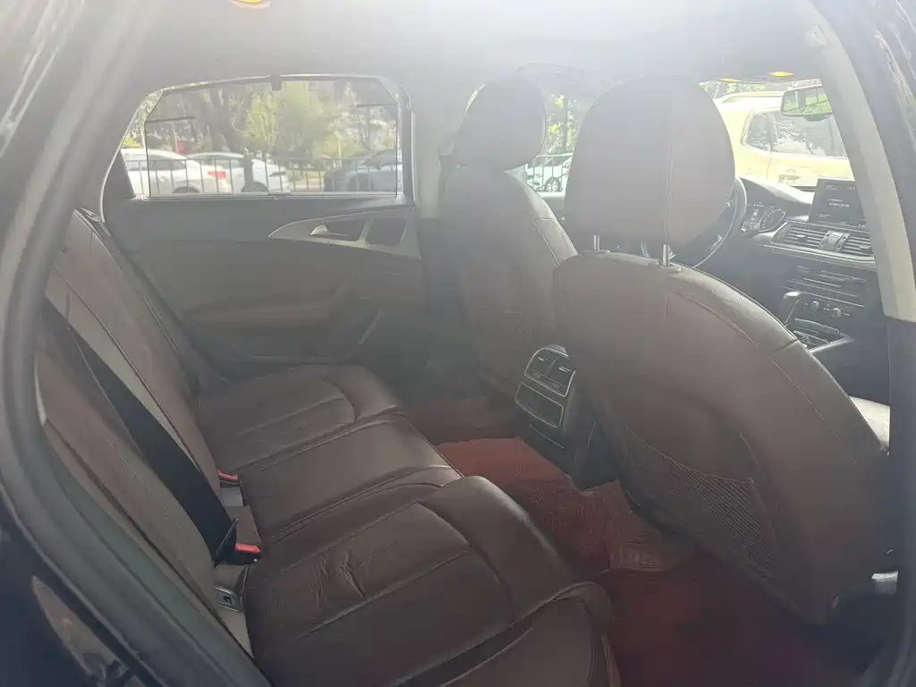 Audi A6L — миниатюра 7