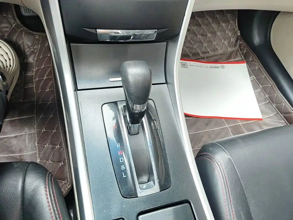 Honda Accord — миниатюра 14