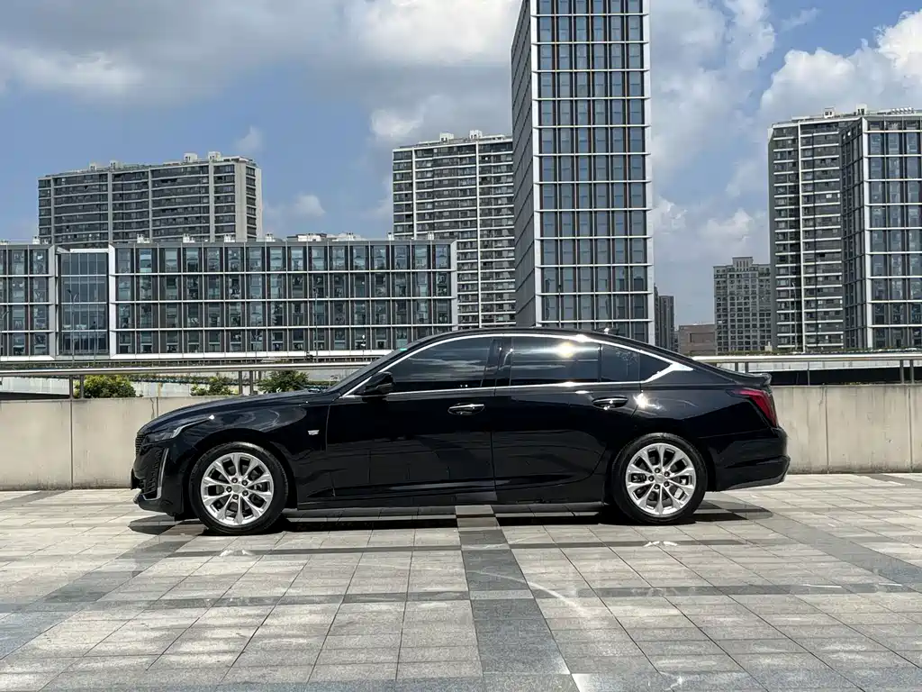 Cadillac CT5 — миниатюра 4