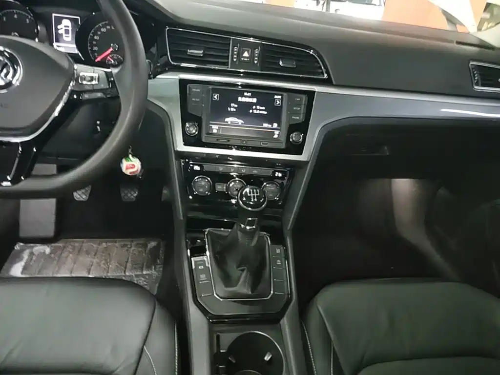 Volkswagen Lamando — миниатюра 13